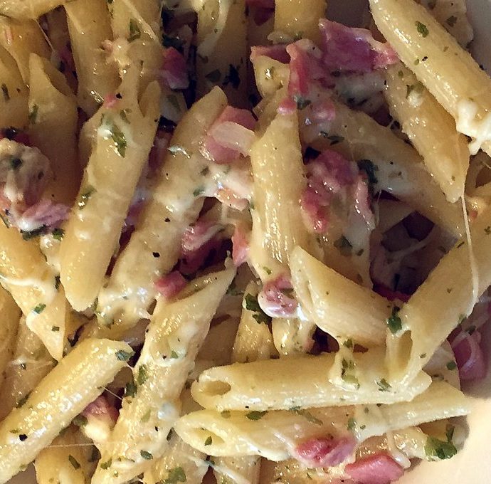 Schinkennudeln mit Käse