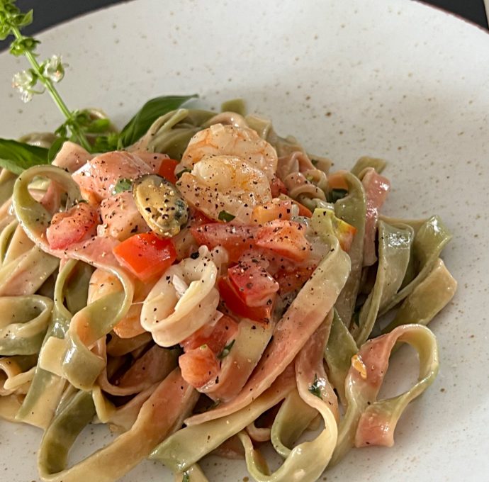 Tagliatelle Tricolore mit Frutti di Mare